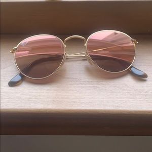 Rayban RB3447n round metal gold/pink black case